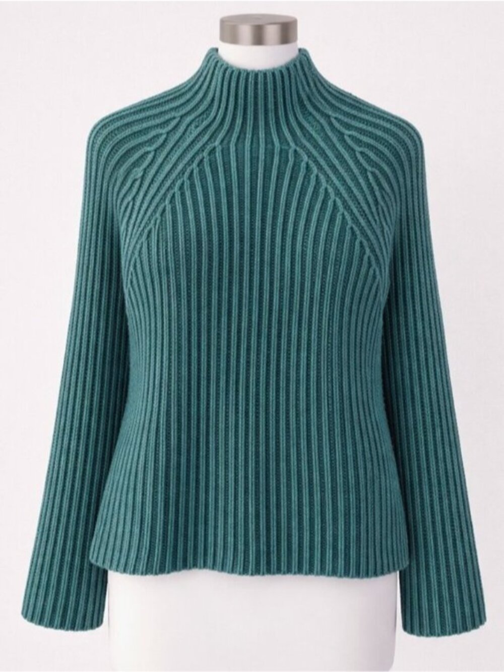 Kate & Sam Bell Sleeve Chunky Knit Sweater
